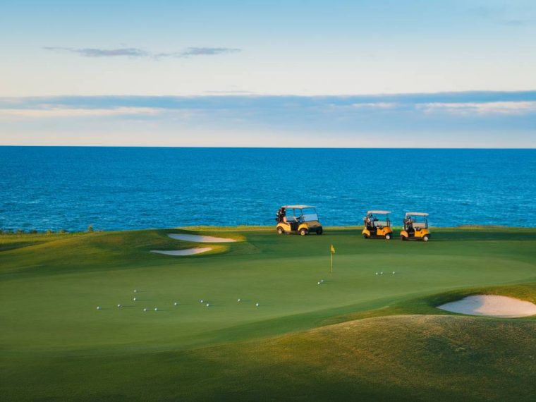 Les plus beaux parcours de golf à Madère et Porto Santo : un éden pour les golfeurs